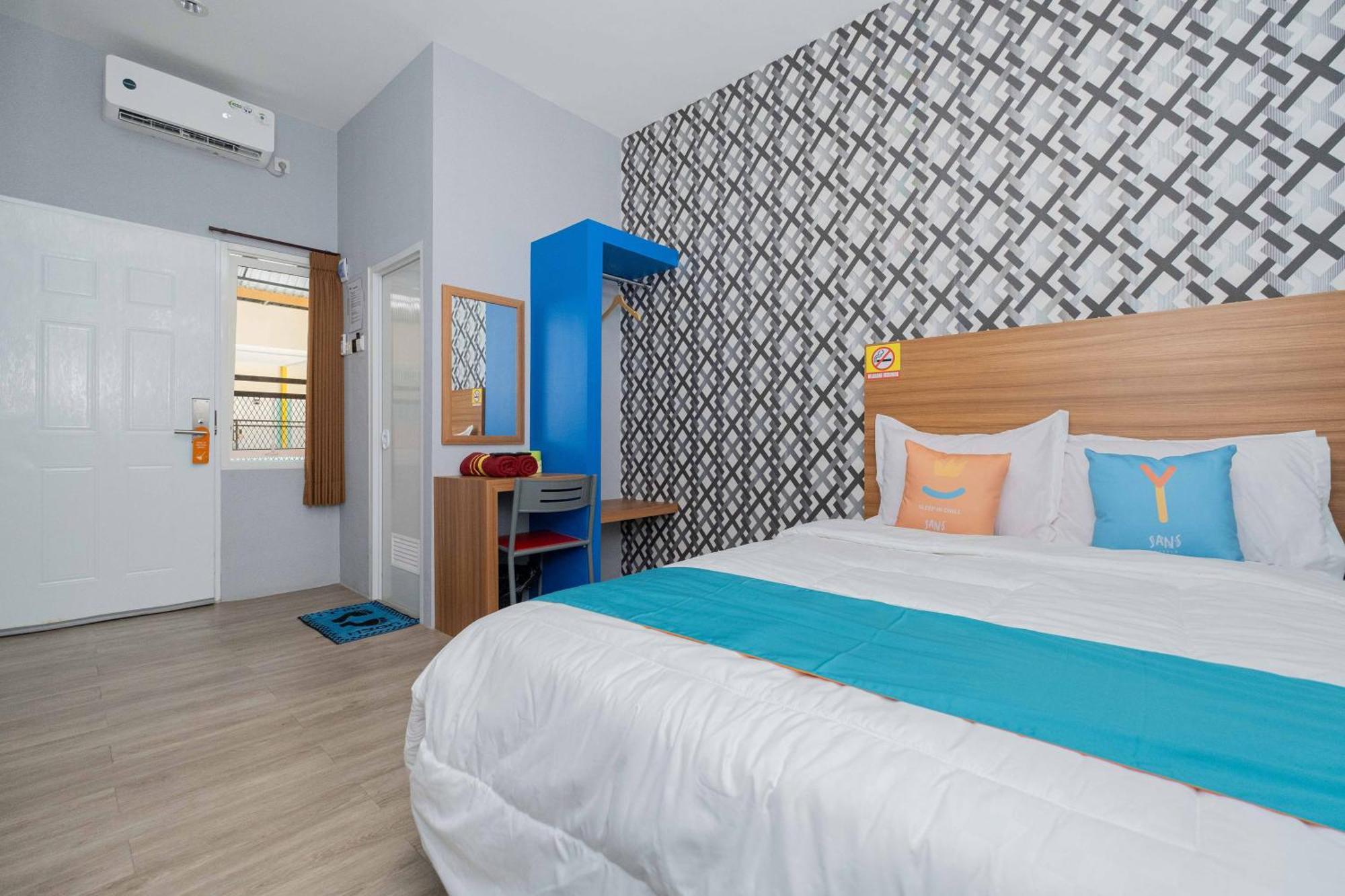 Sans Wm Hotel Blitar Eksteriør bilde