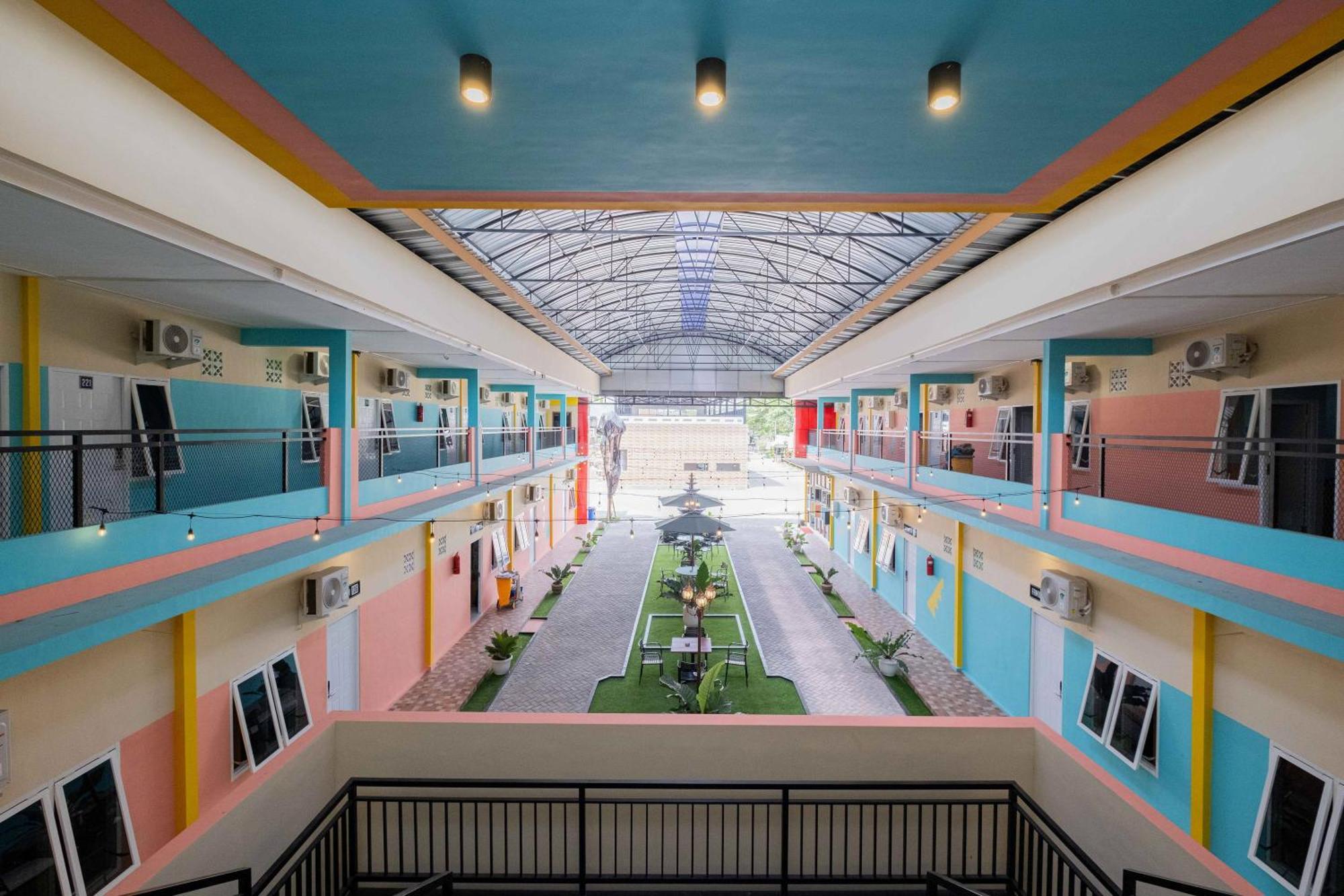 Sans Wm Hotel Blitar Eksteriør bilde