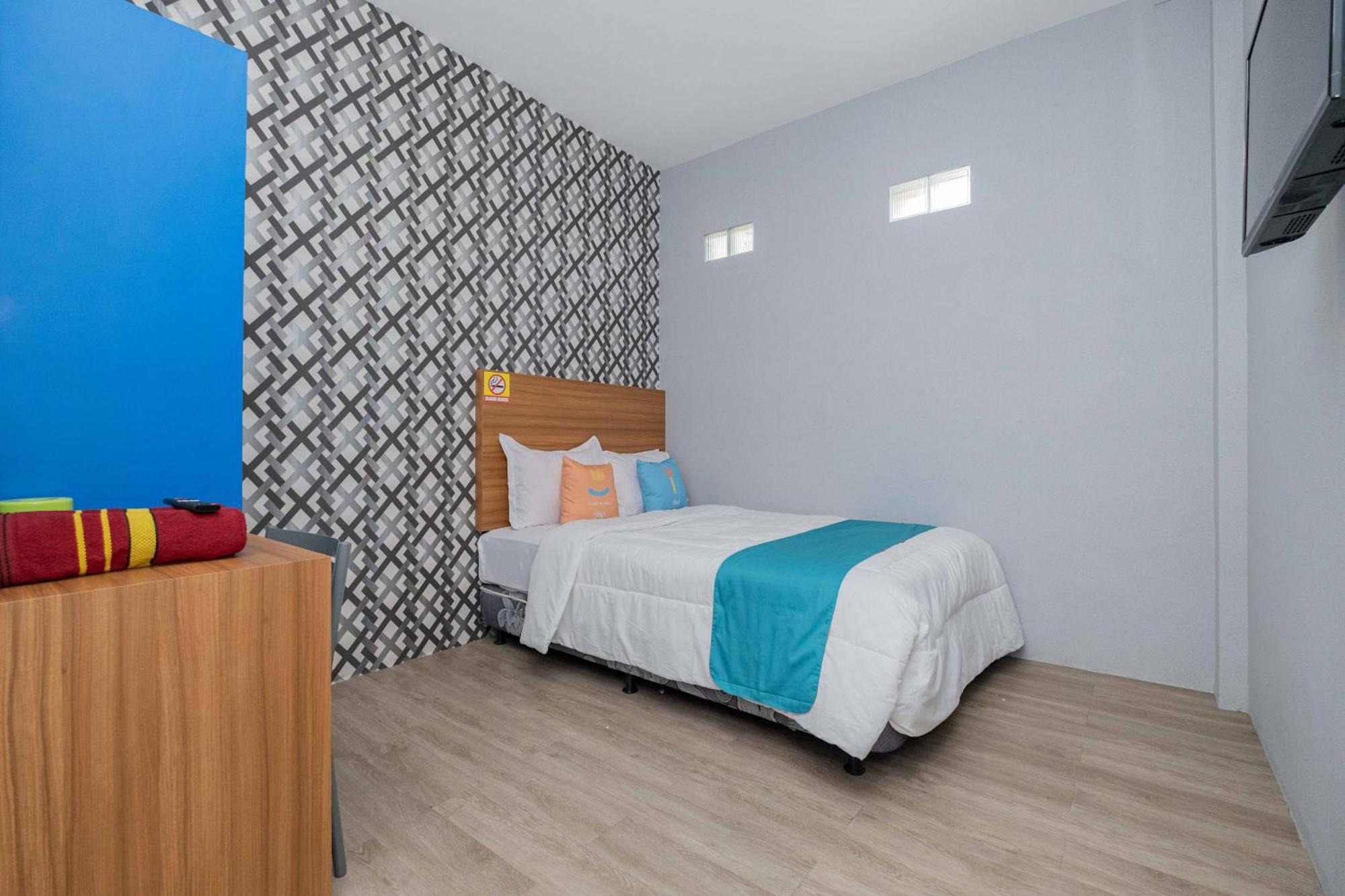 Sans Wm Hotel Blitar Eksteriør bilde