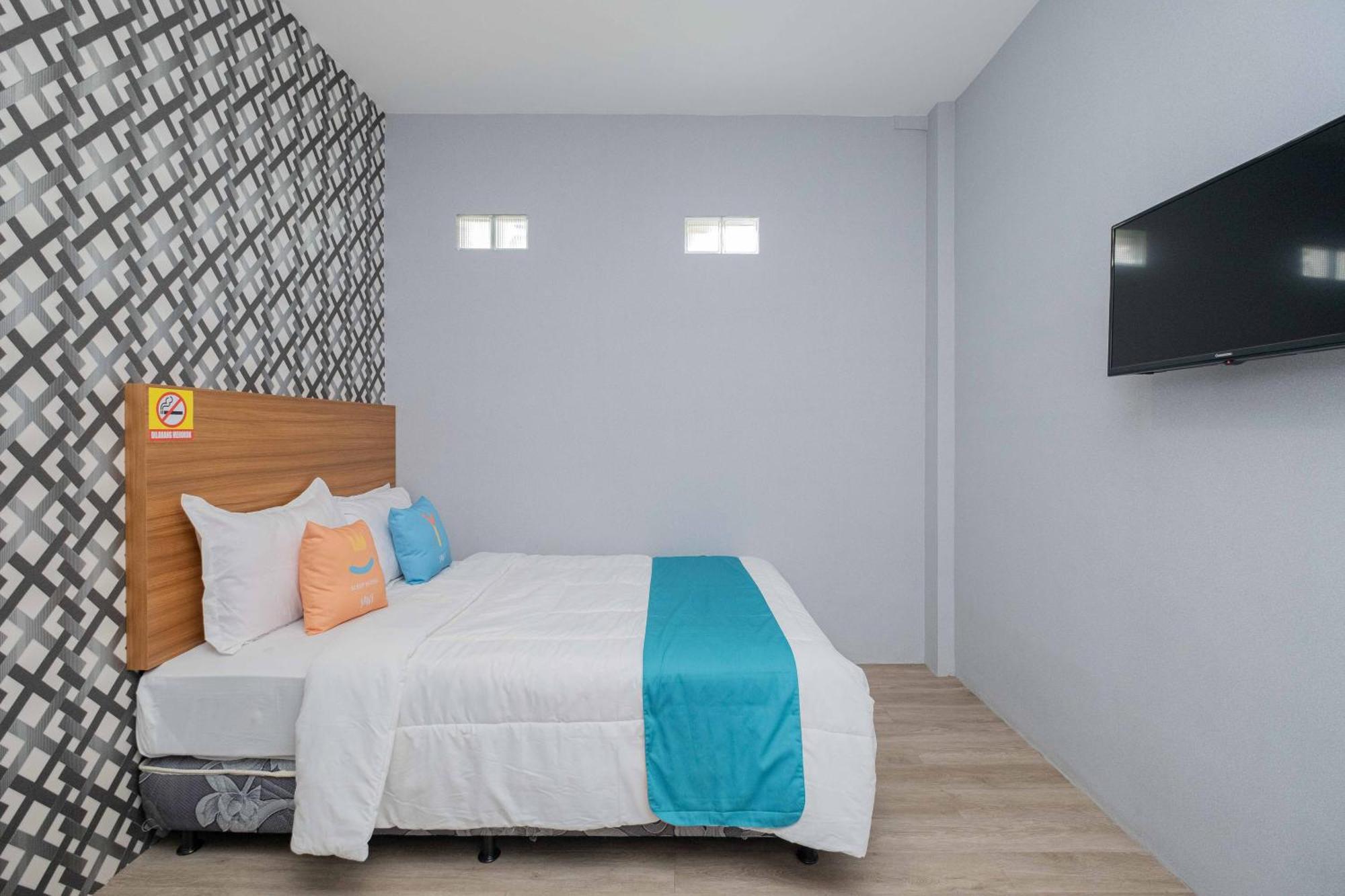 Sans Wm Hotel Blitar Eksteriør bilde